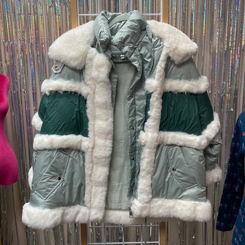 New!Green Coat